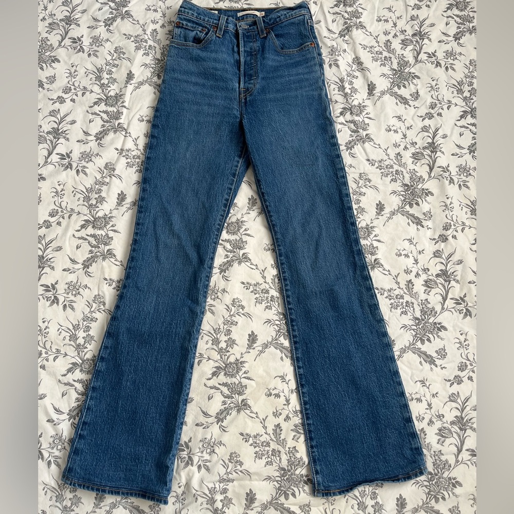 Levi's Ribcage Bootcut Jeans